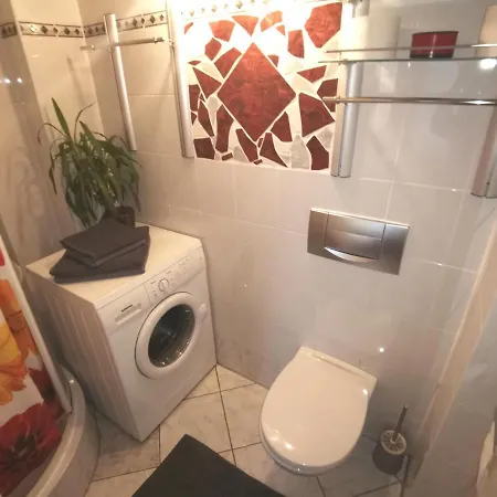 Cosy Double Bedroom With Private Bathroom Near Downtown * Graz