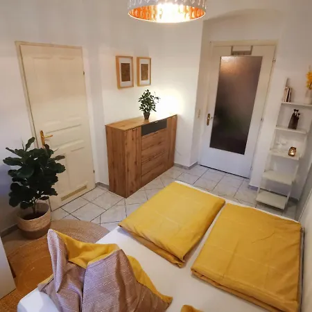 Cosy Double Bedroom With Private Bathroom Near Downtown Homestay *