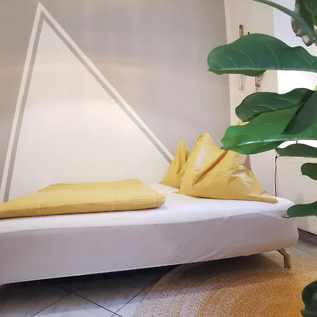 Cosy Double Bedroom With Private Bathroom Near Downtown