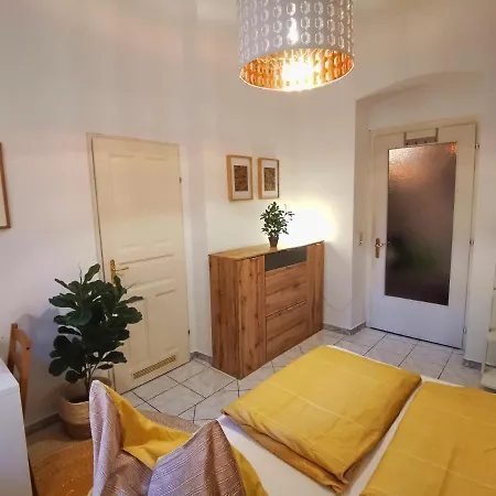 Cosy Double Bedroom With Private Bathroom Near Downtown Homestay *
